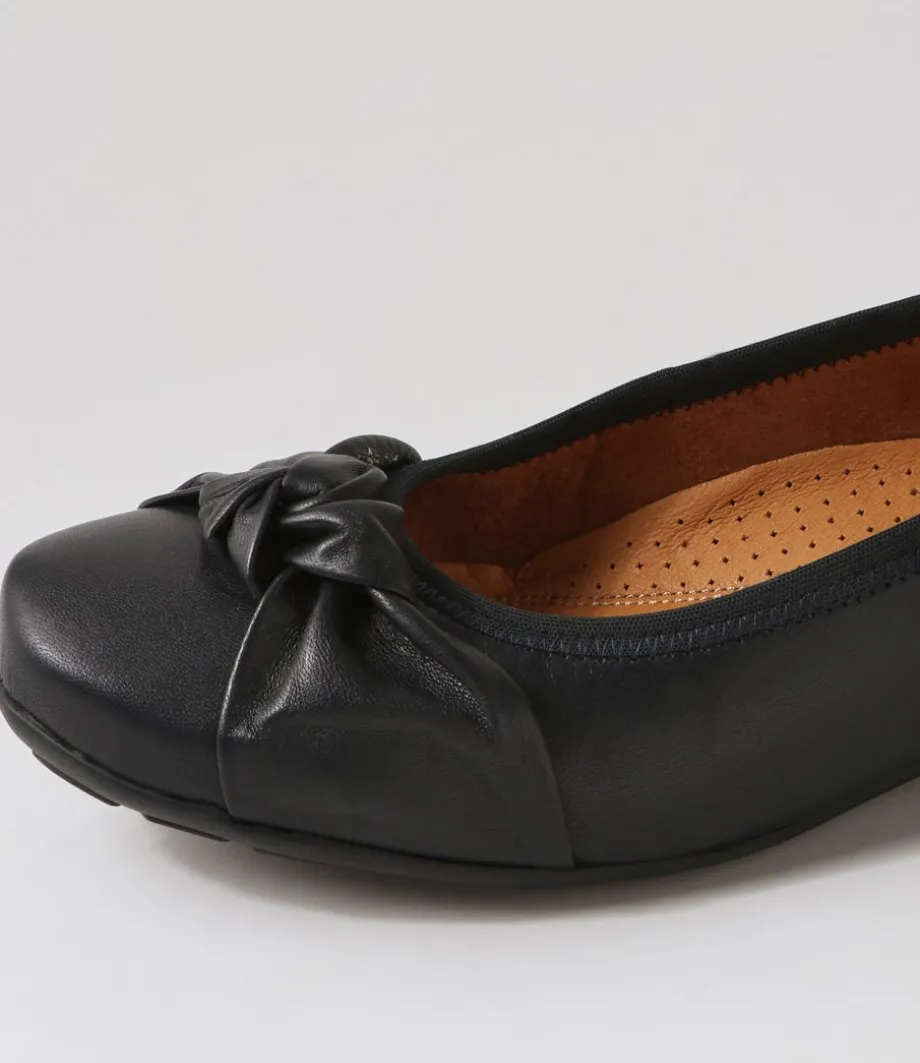 Barbel Night Leather Ballet Flats