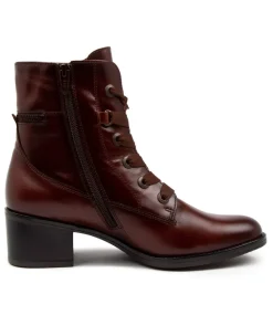 Billie Sattel Leather