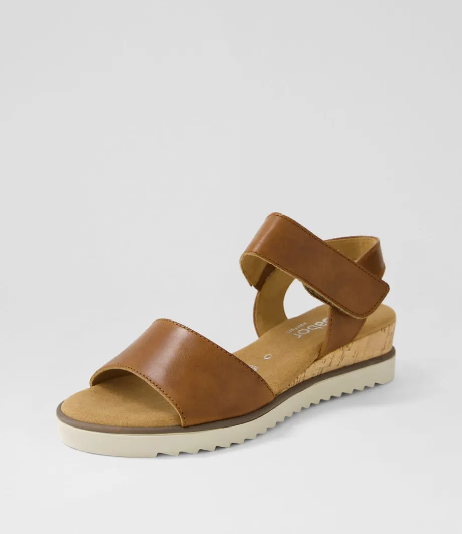 Briva Camel Leather Sandals