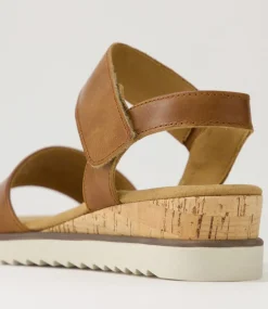 Briva Camel Leather Sandals