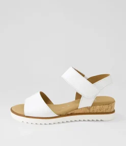 Briva Weiss Leather Sandals