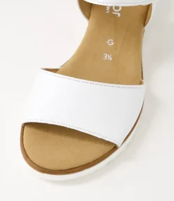 Briva Weiss Leather Sandals