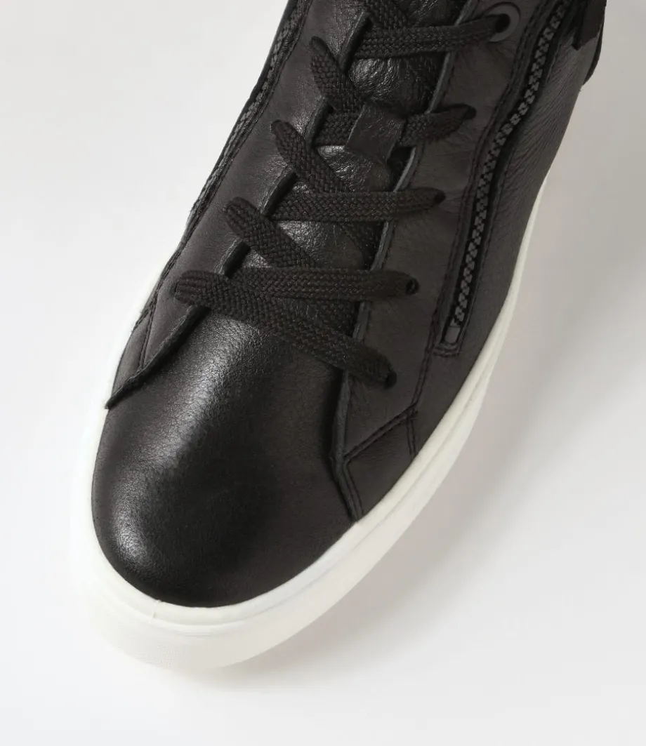 Courtyard 04 Schwarz Leather Lace Up Boots