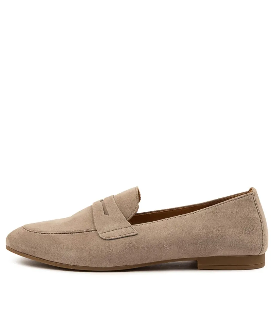 Danni Visone Suede