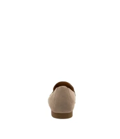 Danni Visone Suede