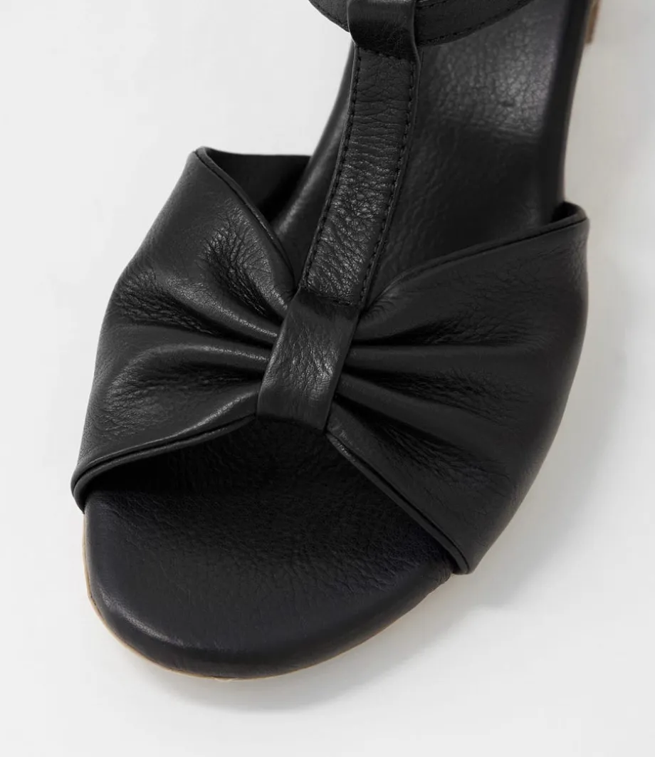 Emin Black Leather Sandals