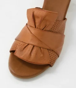 Enom Tan Leather Sandals