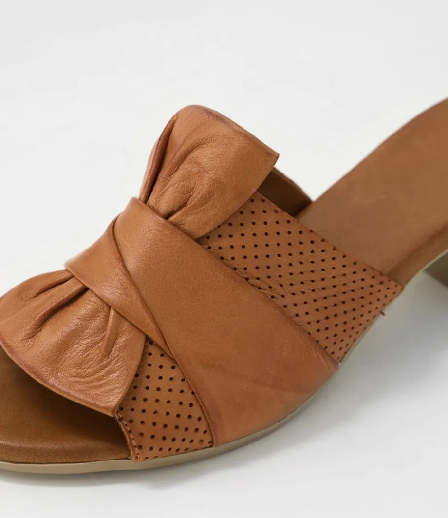 Enom Tan Leather Sandals