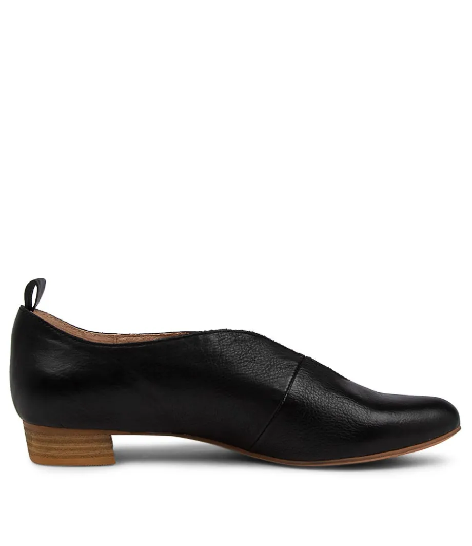 Esker Black Leather Slip-On Shoes Nh