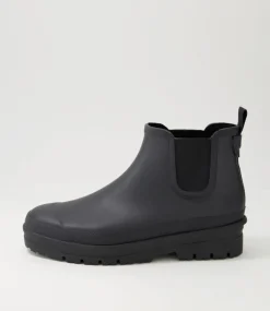 Everlane Black Gumboot Ankle Boots