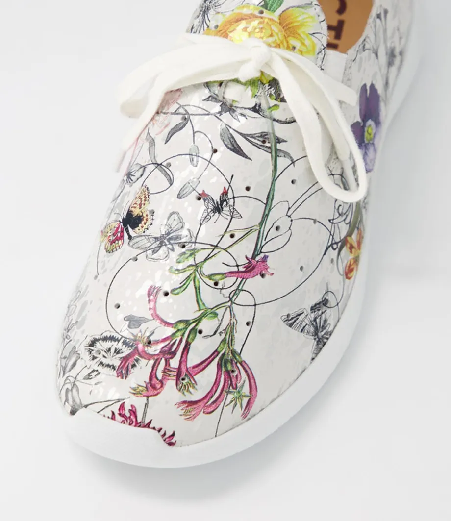 Finar Xf White Fields Leather Sneakers
