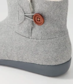 Frilla Xw Grey Beige Fur Fabric Slippers
