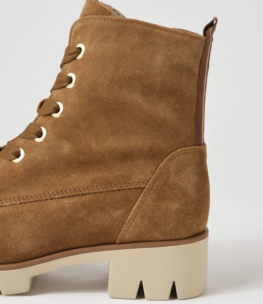 Gunter Lion Suede Lace Up Boots