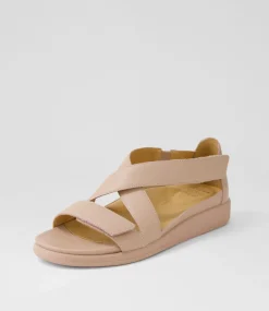 Issy W Blush Leather Sandals