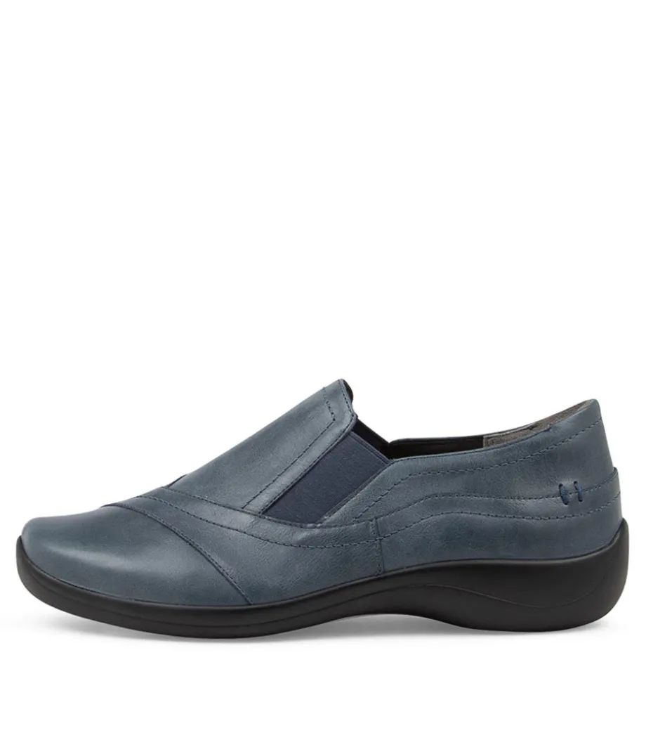 Java Xf Navy Leather Slip Ons