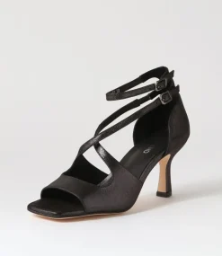 Lanyey Black Shimmer Leather Sandals