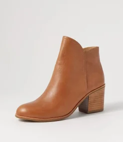 Luben W Tan Leather Ankle Boots