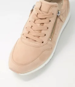 Manel Rouge Suede Sneakers
