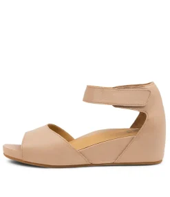 Merri W Lt Cafe Leather