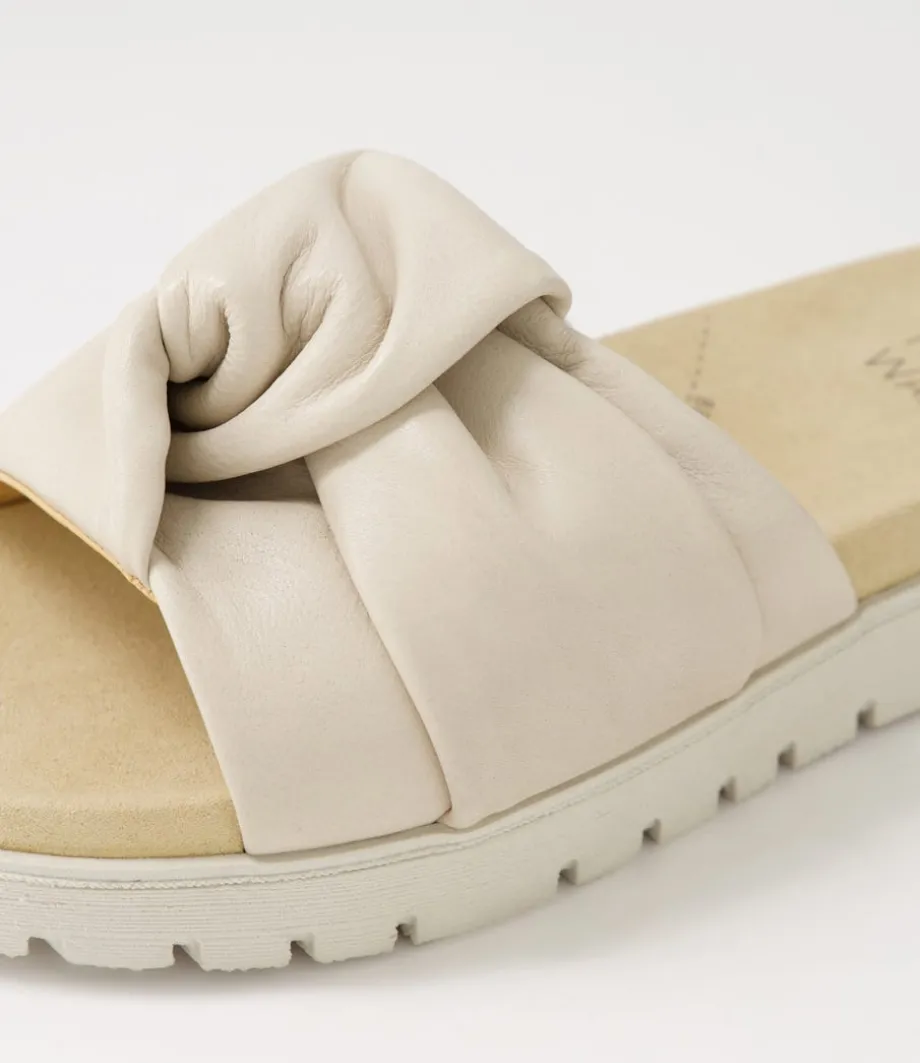 Nulla Xw Almond Leather Slides
