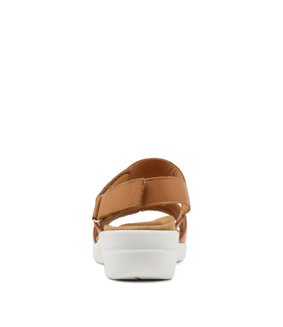 Nyle Xw Tan Leather Sandals