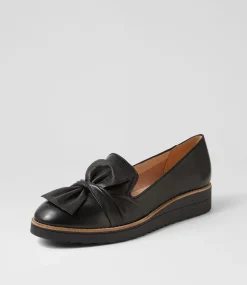 Oclem Black Leather