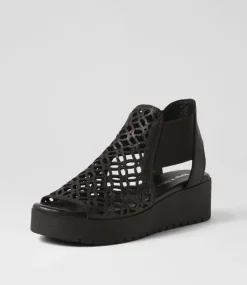 Odate Black Leather Sandals