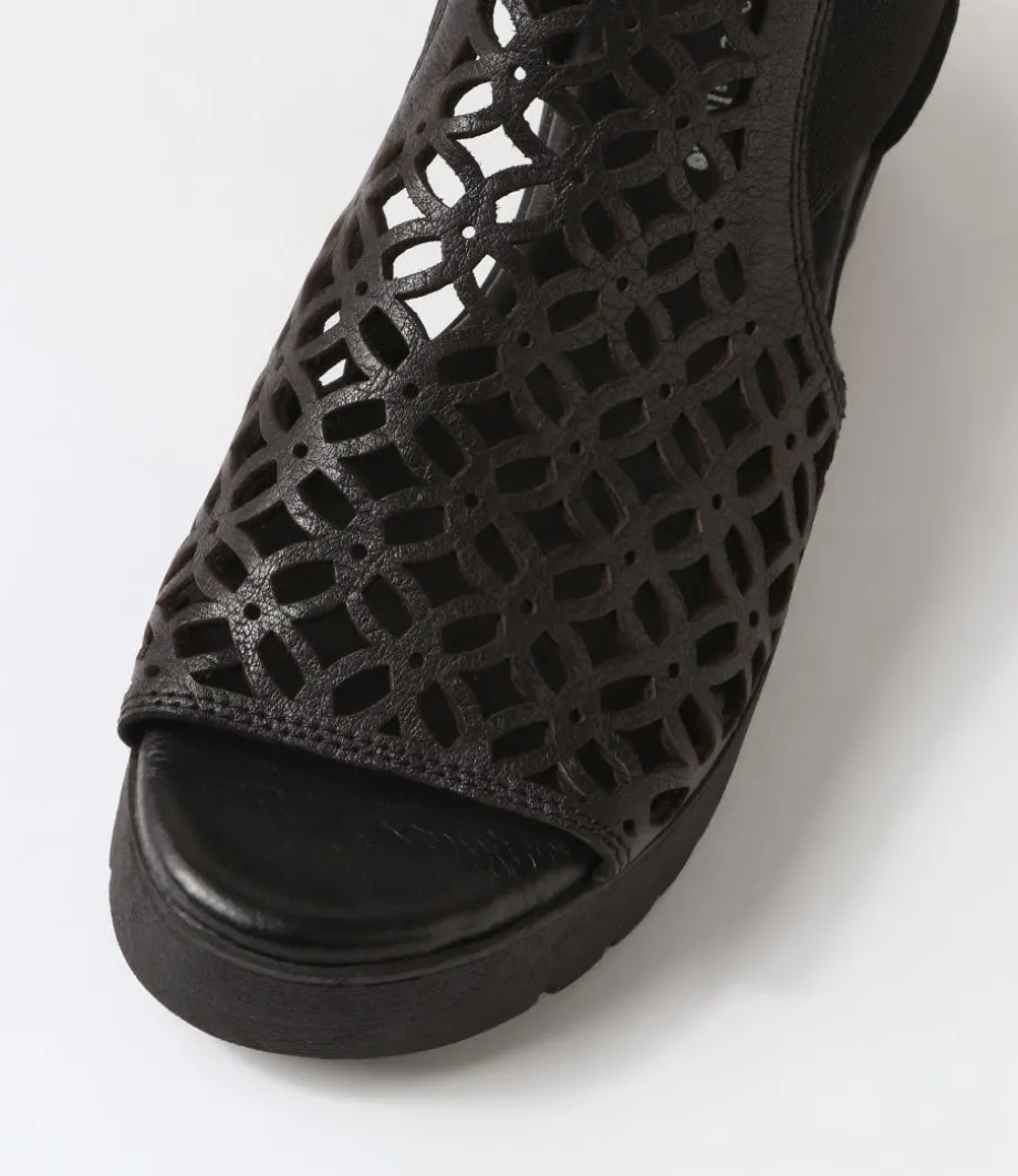 Odate Black Leather Sandals