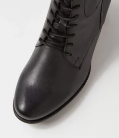 Petunia Schwarz Leather Lace Up Boots