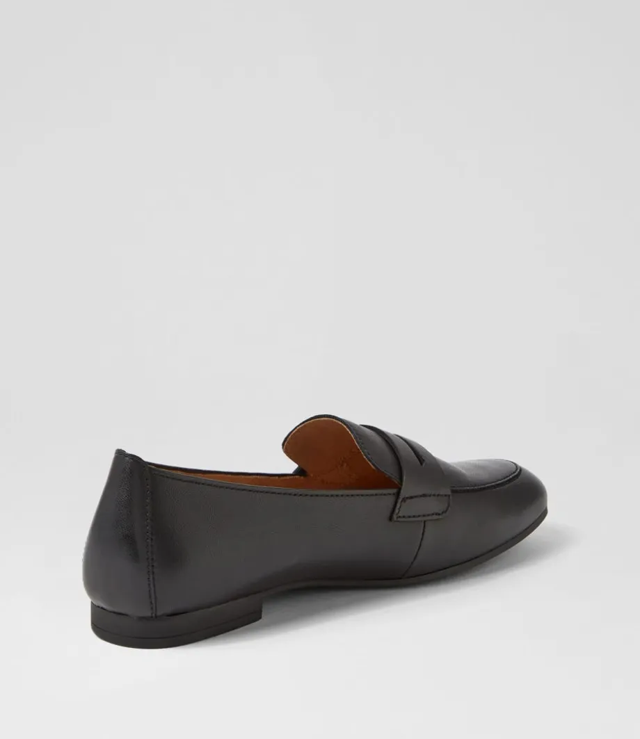 Phoebe Schwarz Leather Loafers