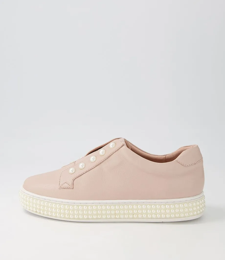 Quempo Dusty Pink Leather Sneakers