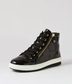Riley Schwarz Patent Leather Lace Up Boots