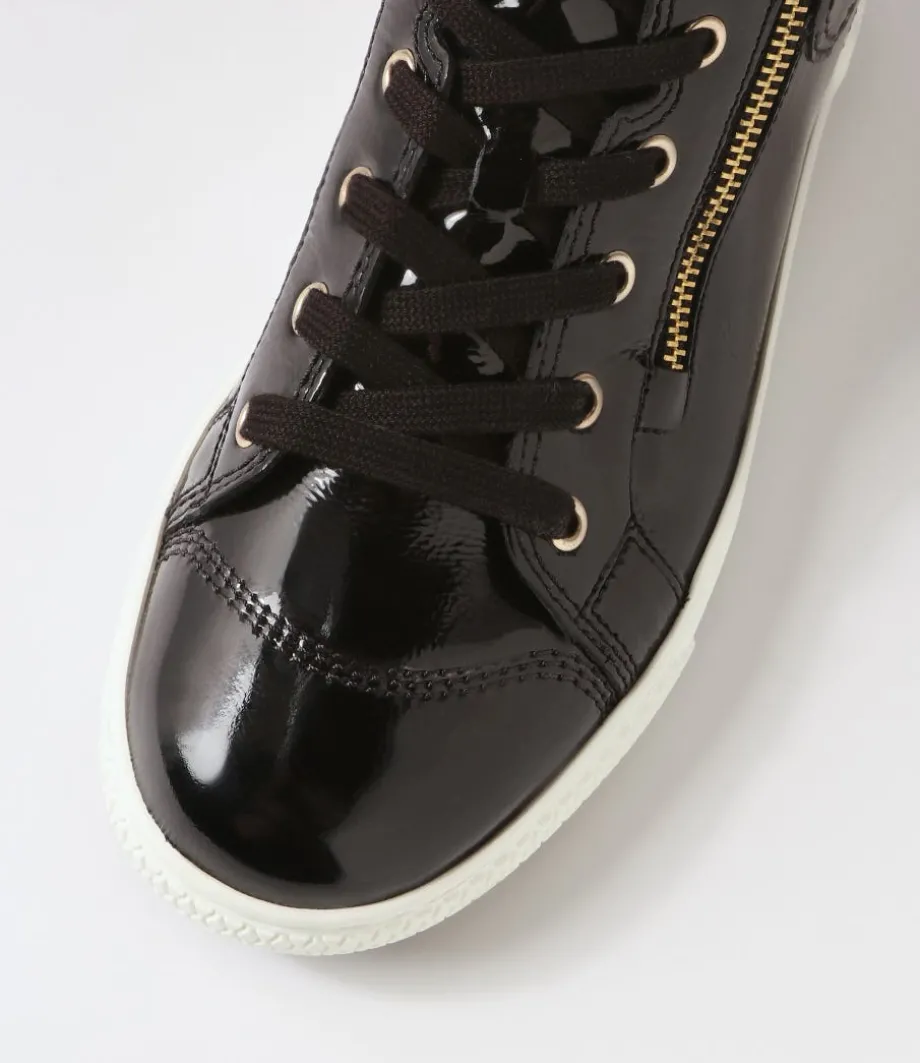 Riley Schwarz Patent Leather Lace Up Boots