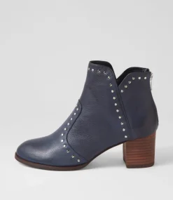 Shad Navy Choc Leather Ankle Boots