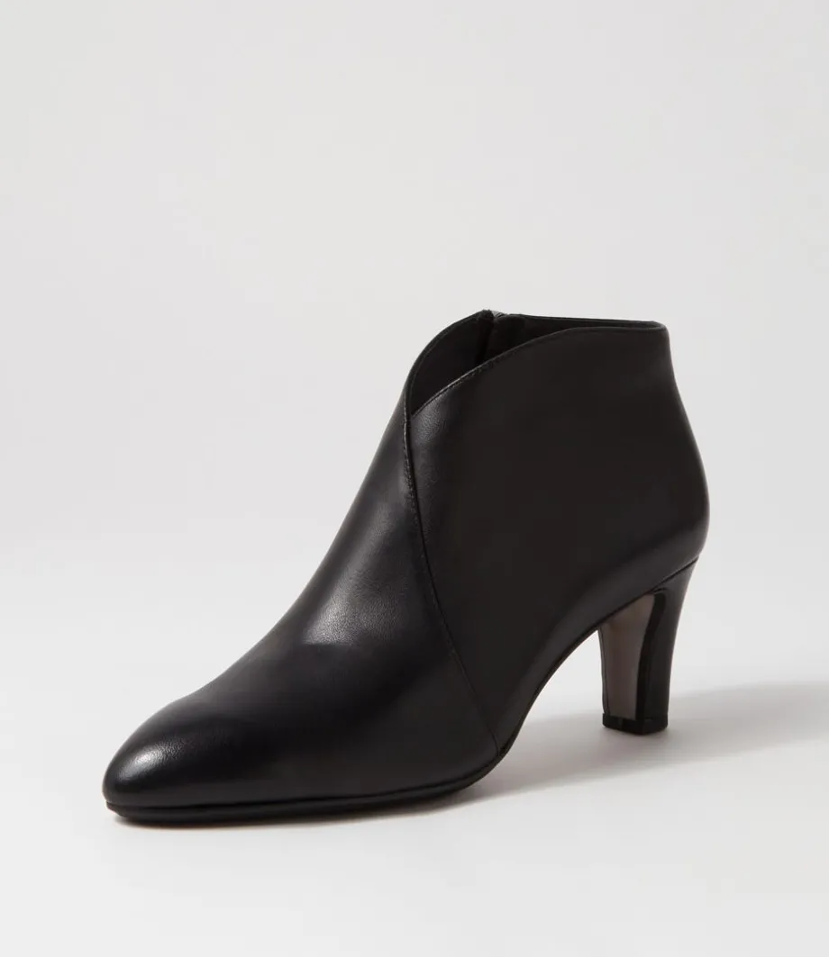 Templess Black Leather Ankle Boots