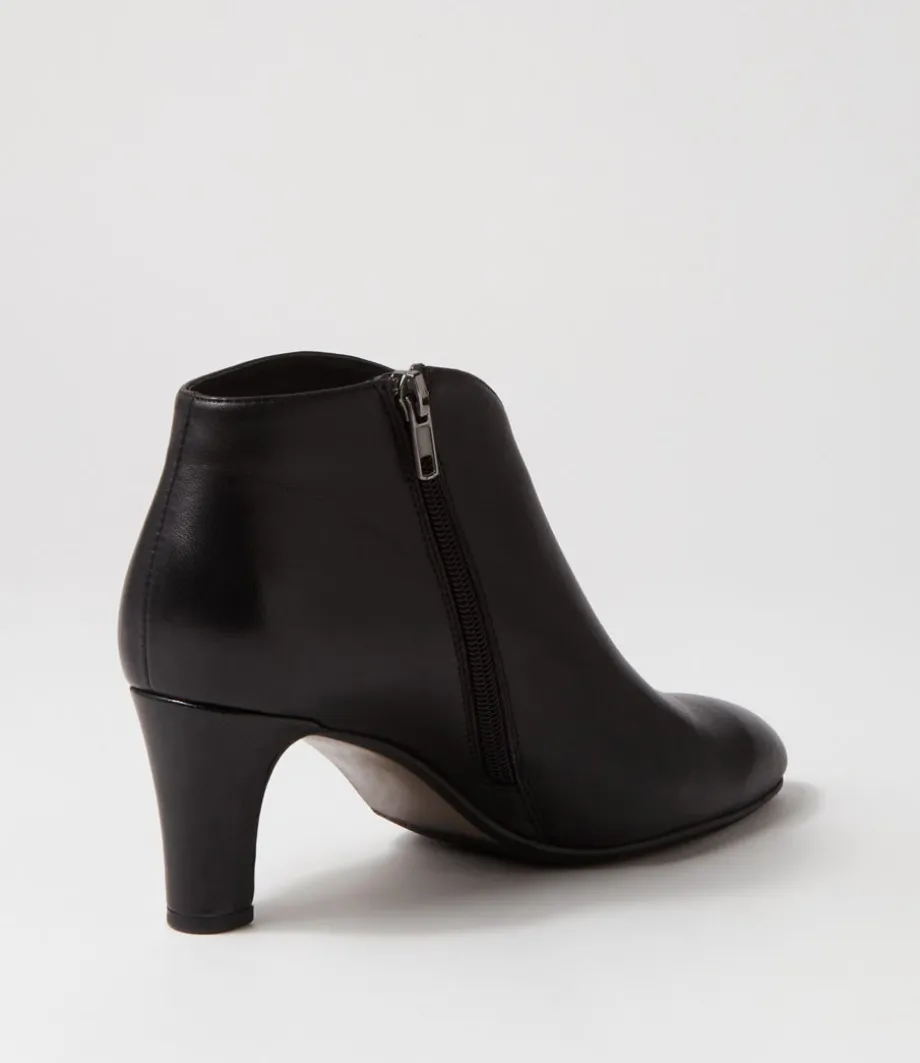 Templess Black Leather Ankle Boots