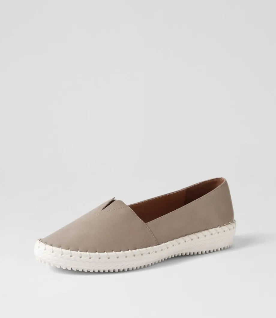 Wicker Mushroom Leather Loafers