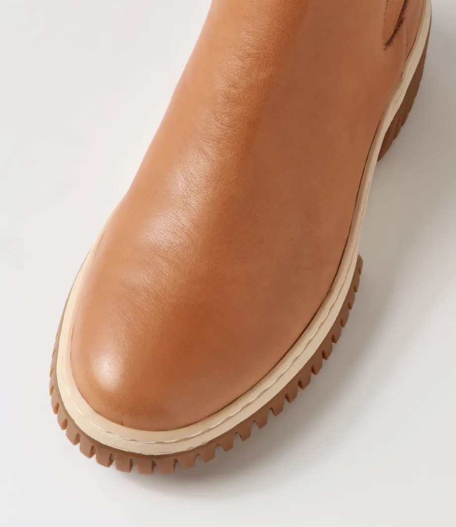 Yaella Tan Vanilla Gum Sole Leather Chelsea Boots